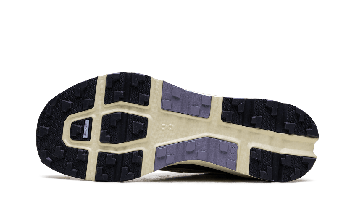 ON RUNNING MENS Cloud Vista 2 "Beige" 3ME30112854 3ME30112854 from Stadium Goods