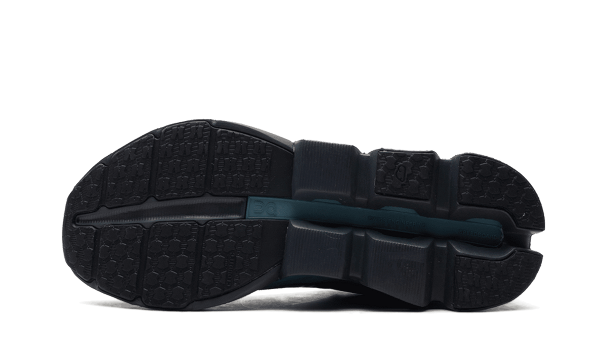 ON RUNNING WOMENS On Cloudspark Womens "Black Blueberry" 3WE10401947 3WE10401947 from Stadium Goods