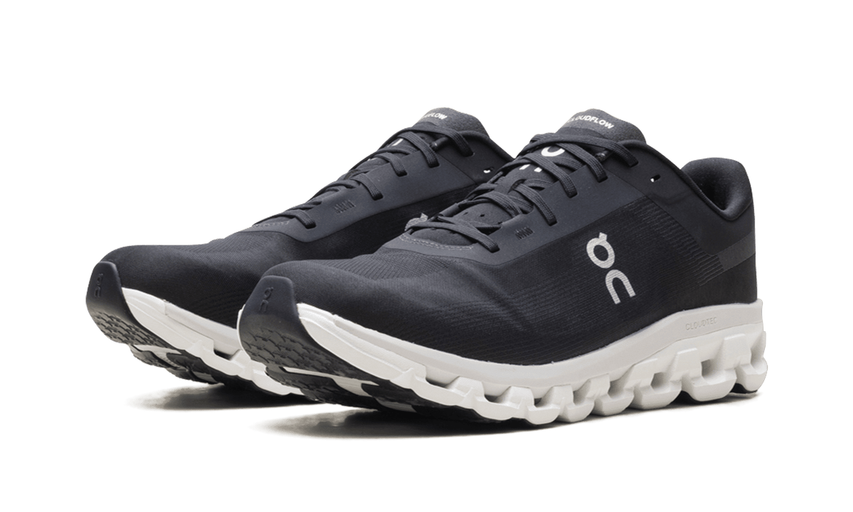 ON RUNNING MENS Cloudflow 4 "Black White" 3MD30100299 3MD30100299 from Stadium Goods
