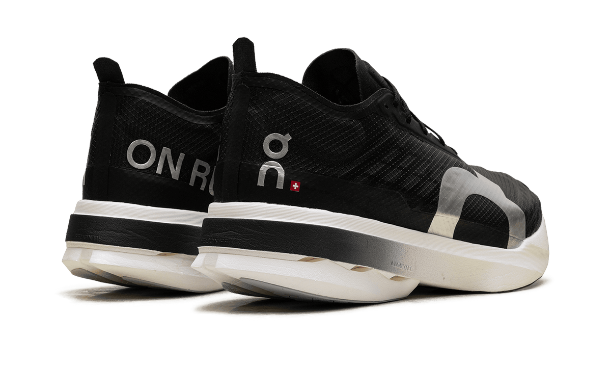 ON RUNNING MENS Cloudboom Strike "Black White" 3ME30480299 3ME30480299 from Stadium Goods